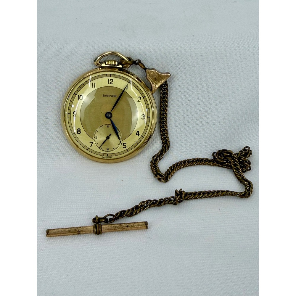 Vintage Banner Watch Co Swiss 7 Jewel Pocket Watch Gold Tone with Chain T-Bar